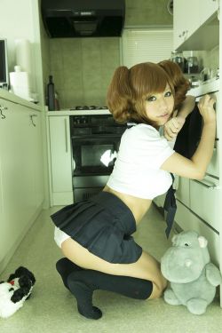 吃奶摸下的激烈免费视频